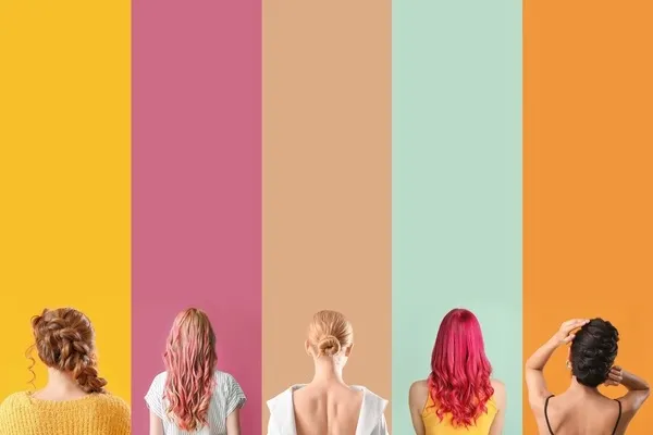 Ce se întâmplă cu părul la menopauză și cum gestionăm modificările apărute?